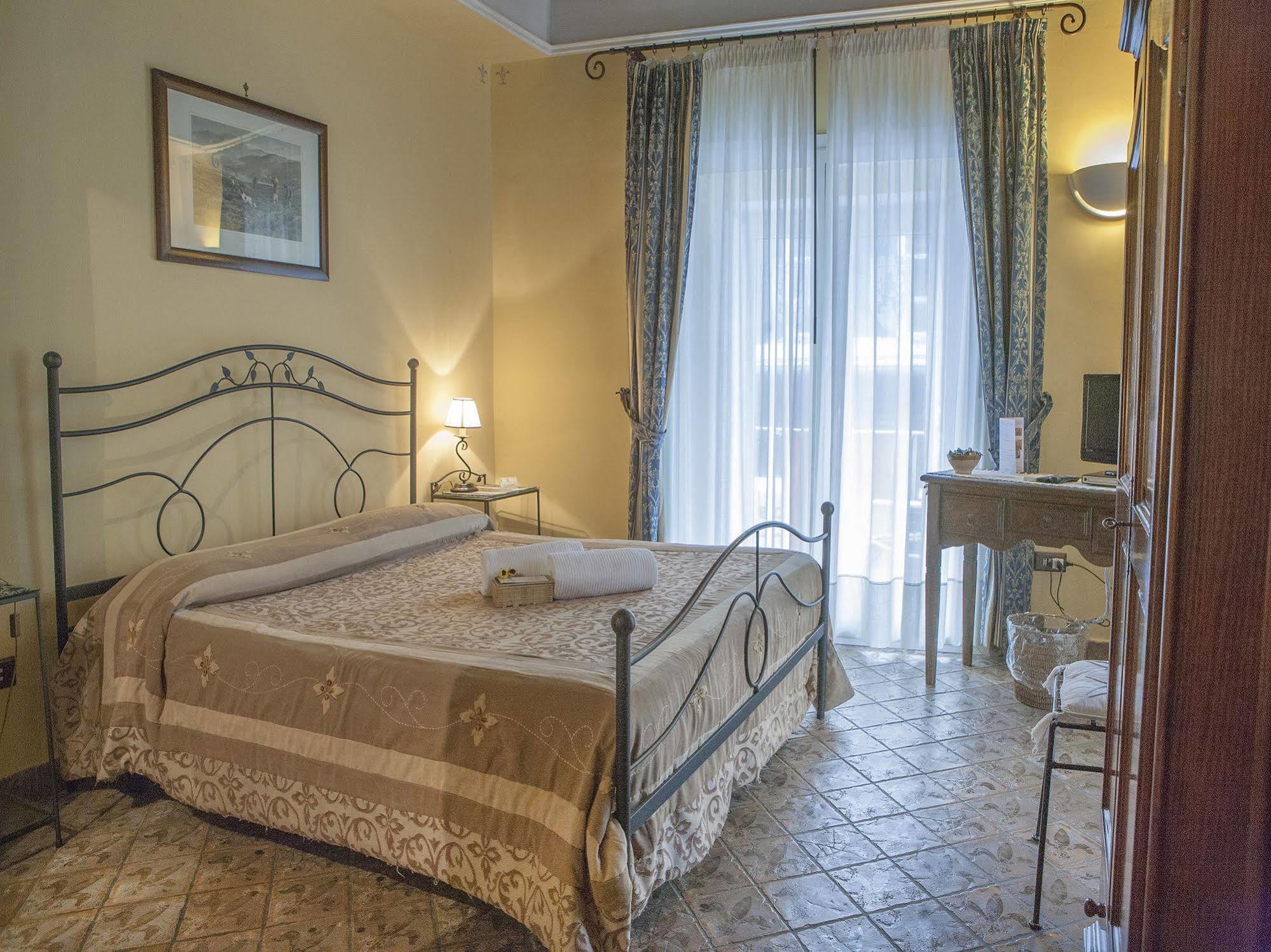 Frühstückspension L'alloggio Dei Vassalli Neapel