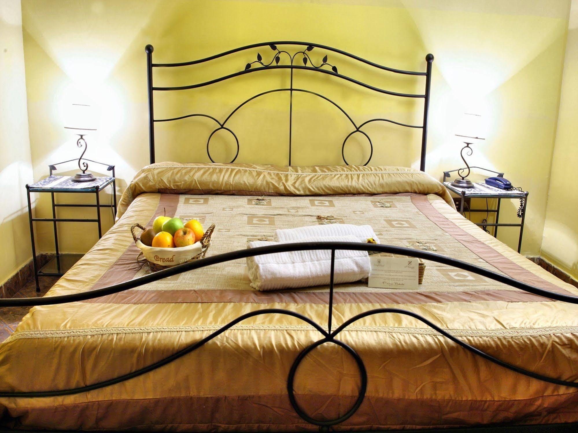 L'alloggio Dei Vassalli Frühstückspension 3*